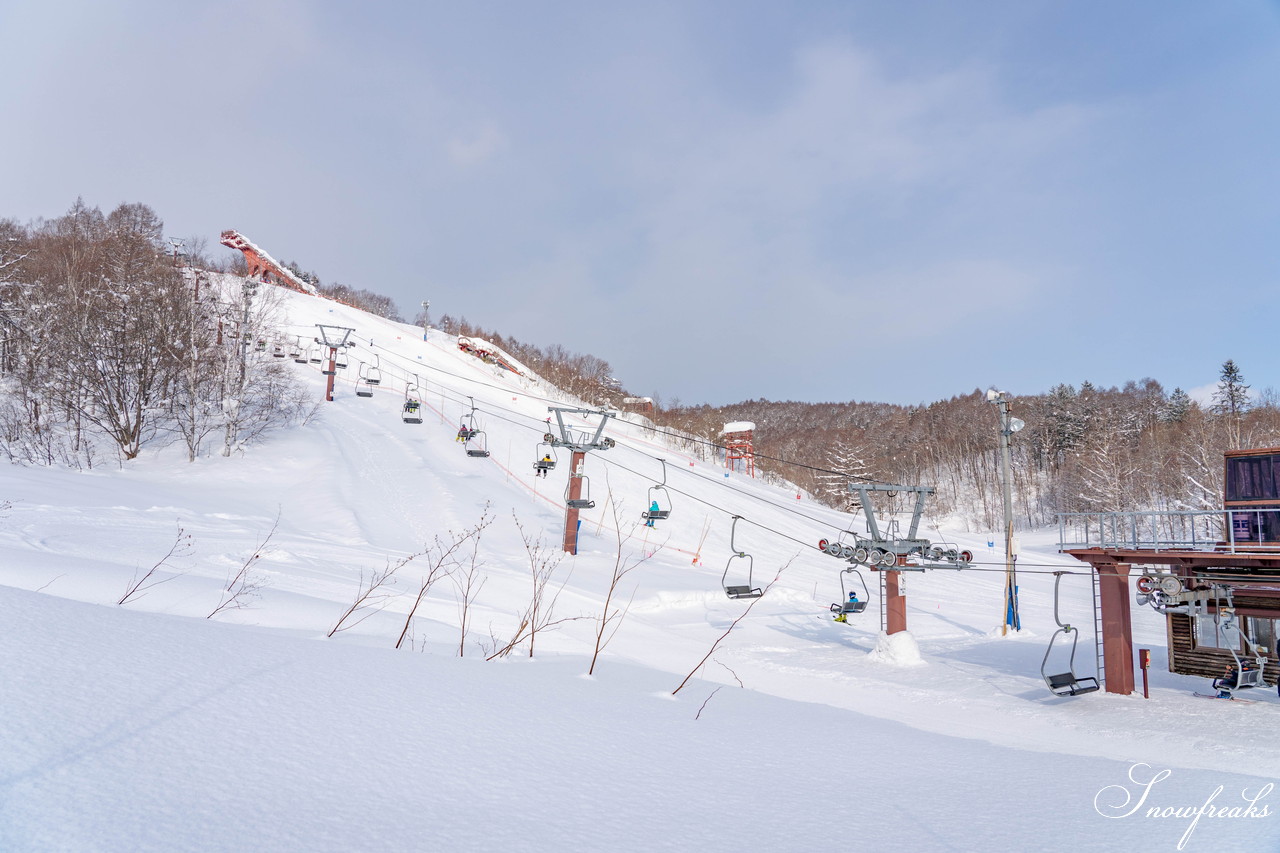 倶知安町旭ケ丘スキー場　羊蹄山を見上げながら滑走、地元のスキーヤー＆スノーボーダーたちに長く愛される粉雪ゲレンデ！